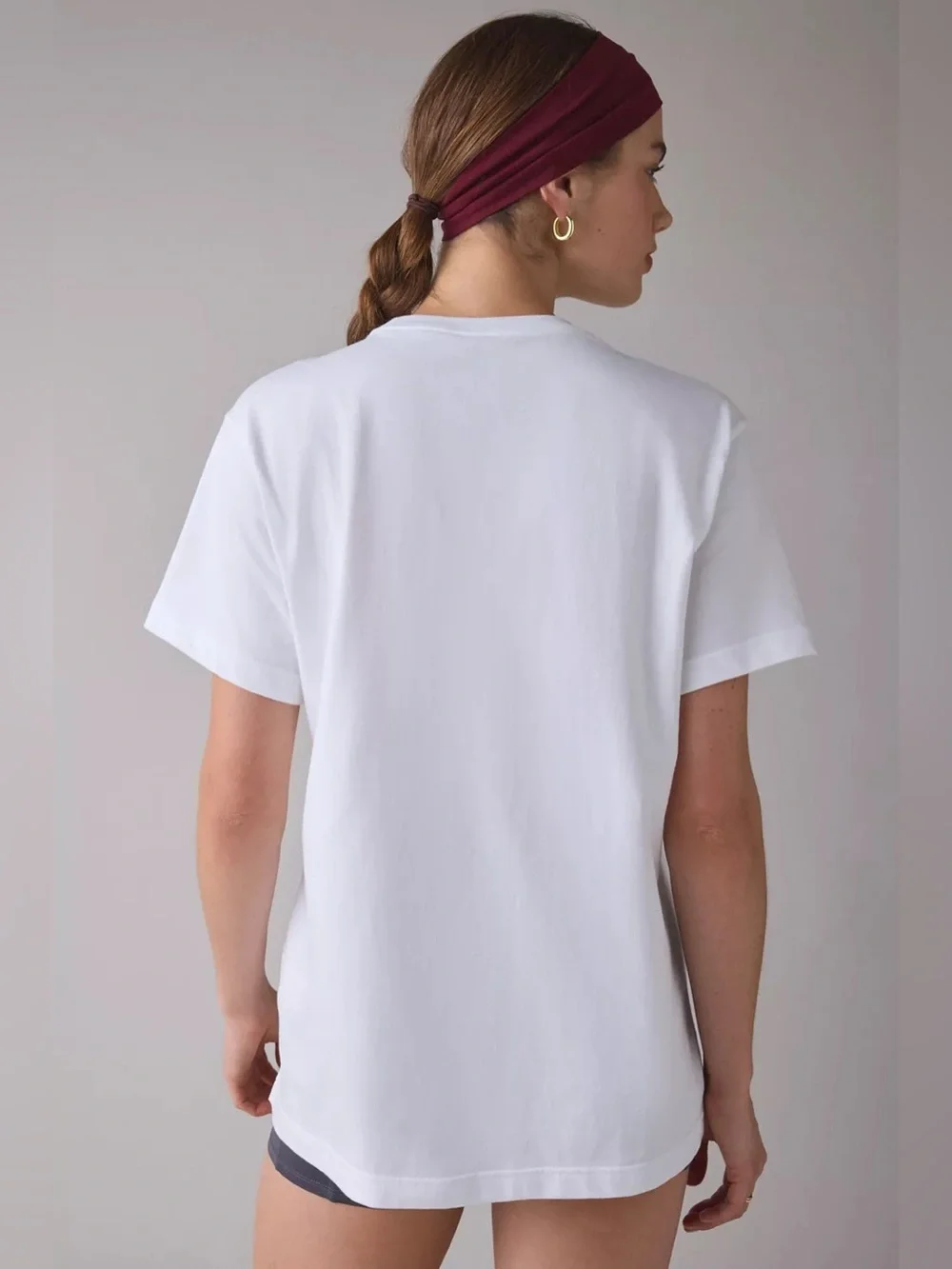 NWT Nike Sportswear Cherub Basketball Short Sleeve Boyfriend Tee